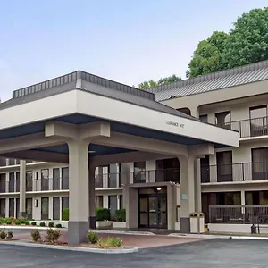Baymont By Wyndham Airport Hotel