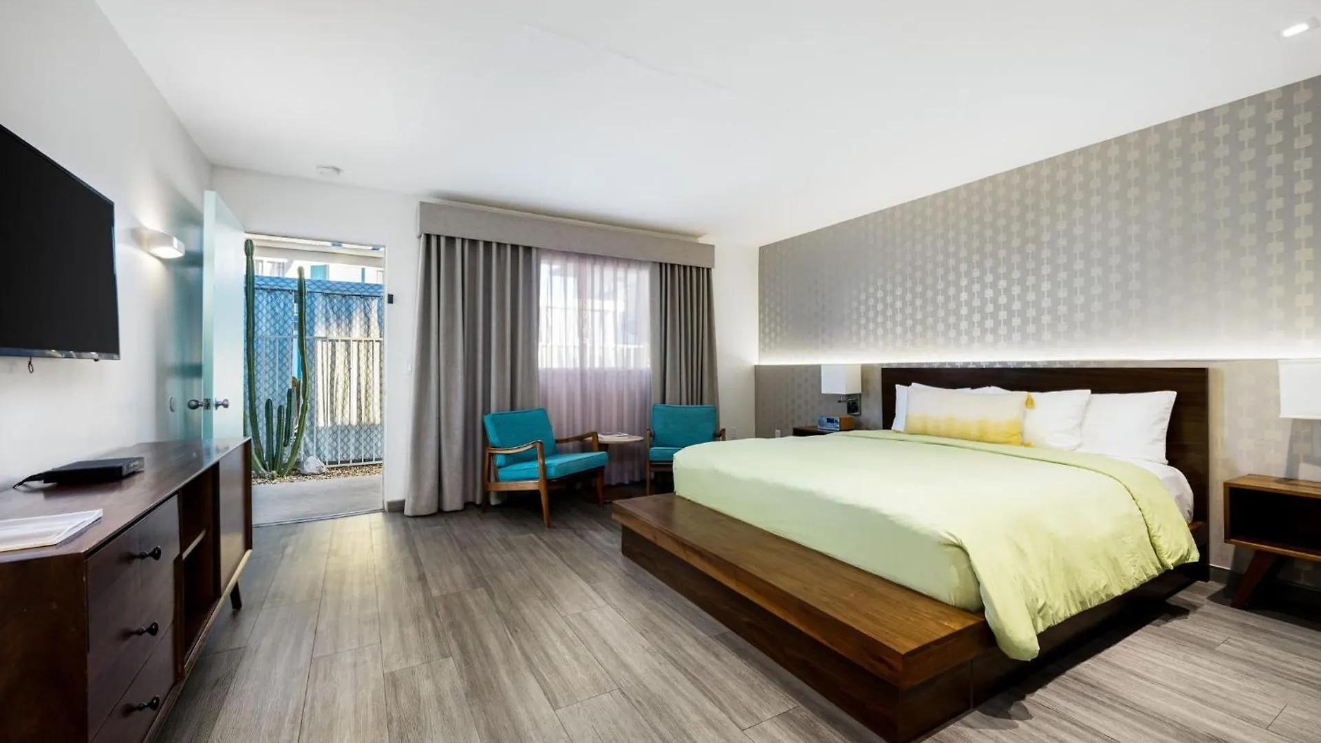 The Skylark, A Palm Springs Hotel