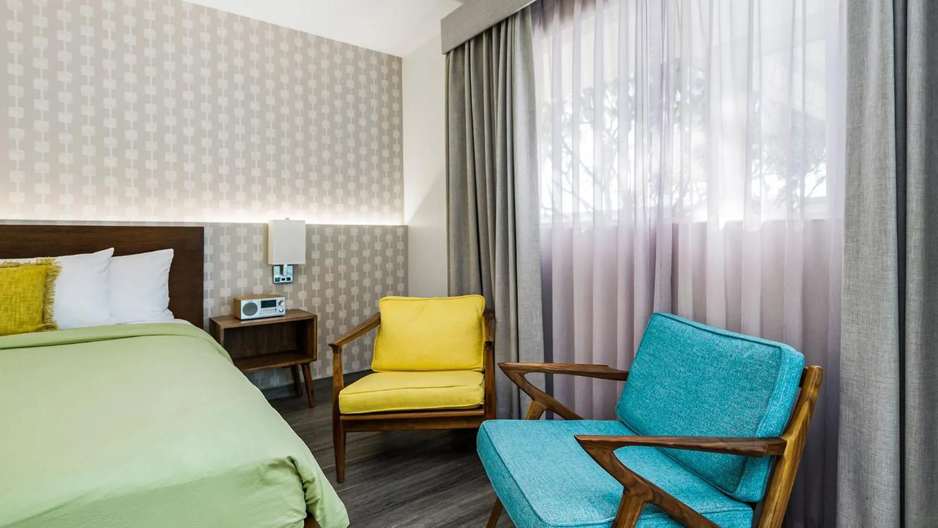 The Skylark, A Palm Springs Hotel