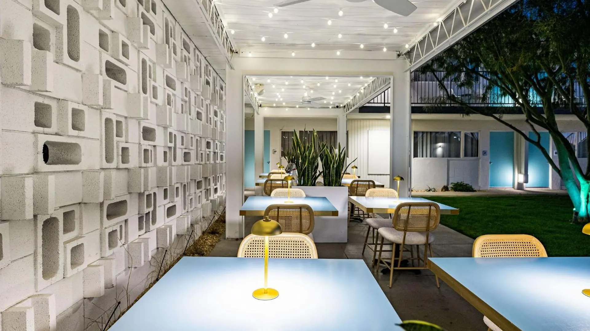 The Skylark, A Palm Springs Hotel
