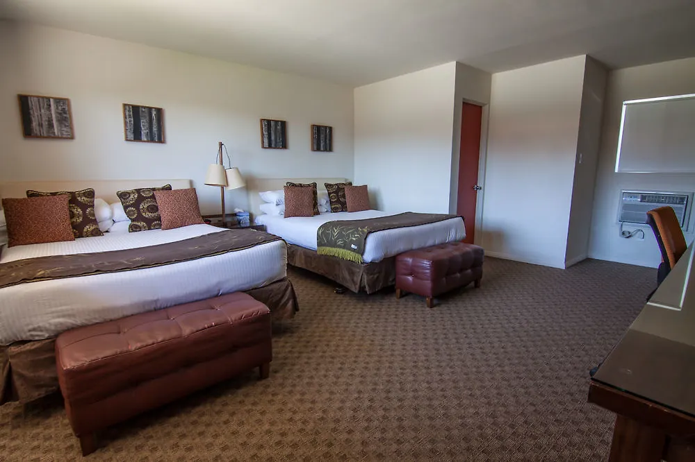 The Skylark, A Palm Springs Hotel