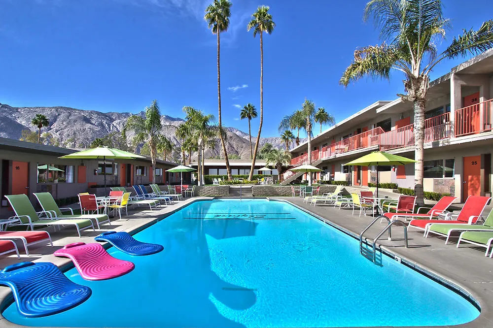 The Skylark, A Palm Springs Hotel
