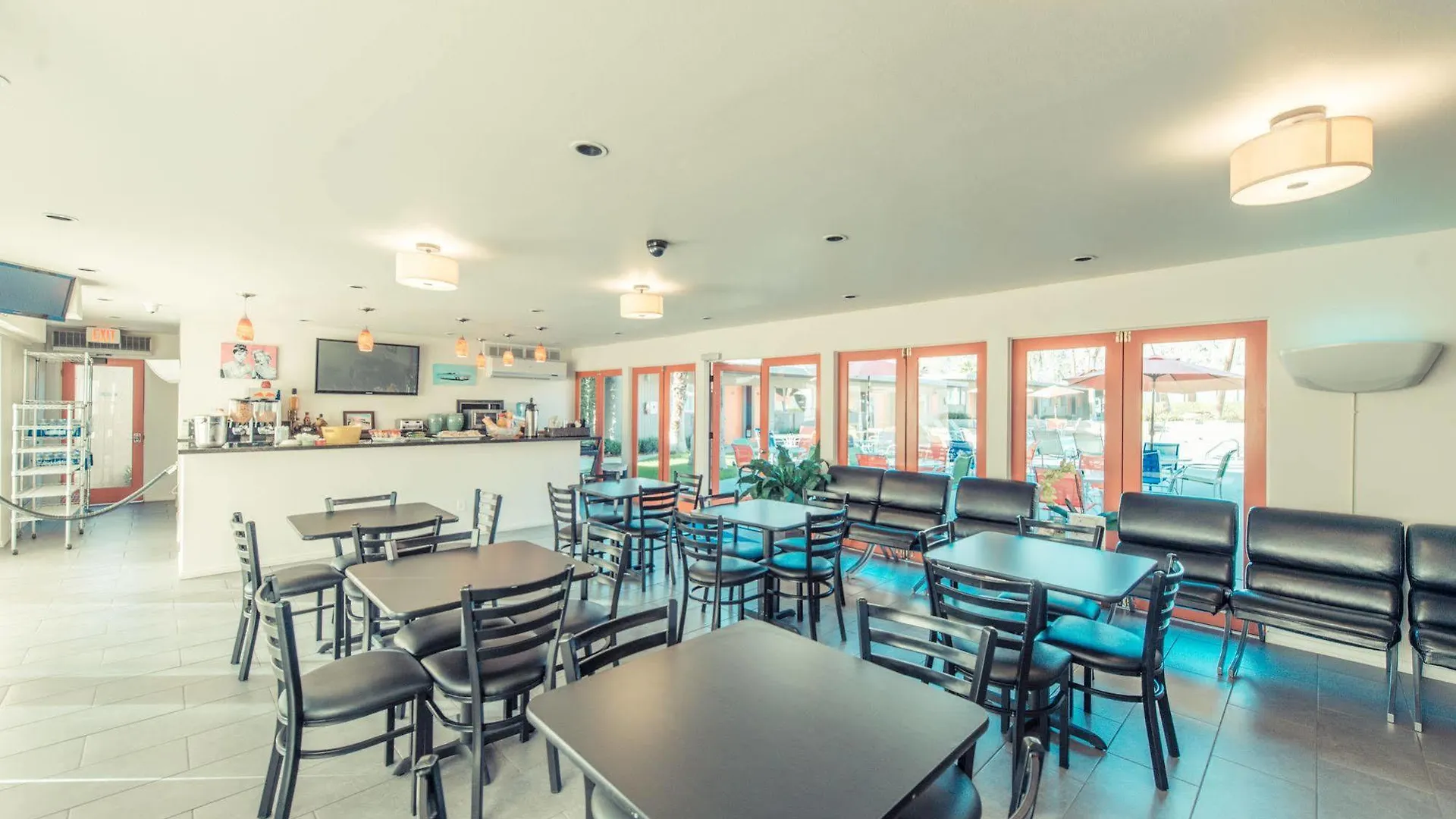 The Skylark, A Palm Springs Hotel